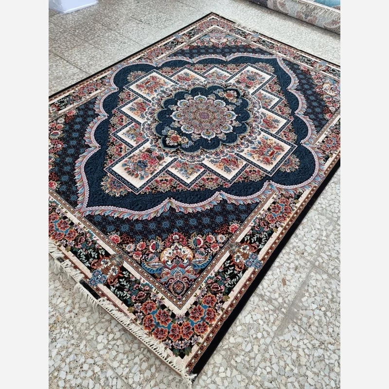 فرش ماشینی 12متری700شانه جدید کاشان نقشه زیبای ناردون سرمه ایی مناسب خاص پسندان