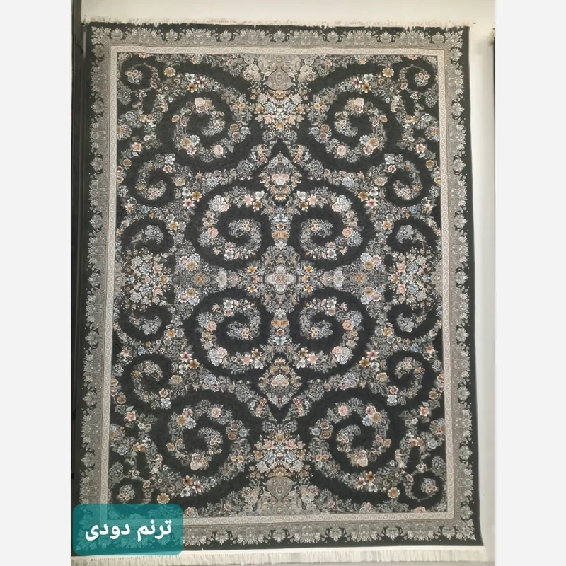 فرش ماشینی 6متری 700شانه کاشان نقشه ترنم دودی صددرصدنخ اکریلیک