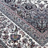 فرش ماشینی 700شانه 12متری اکریلیک پرزبلندسنگین وزن کاشان نقشه افشان کرم