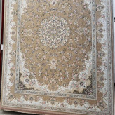 فرش ماشینی 9متری اکریلیک ضخیم 1200شانه کاشان نقشه افشار نسکافه ایی مناسب جهیزیه